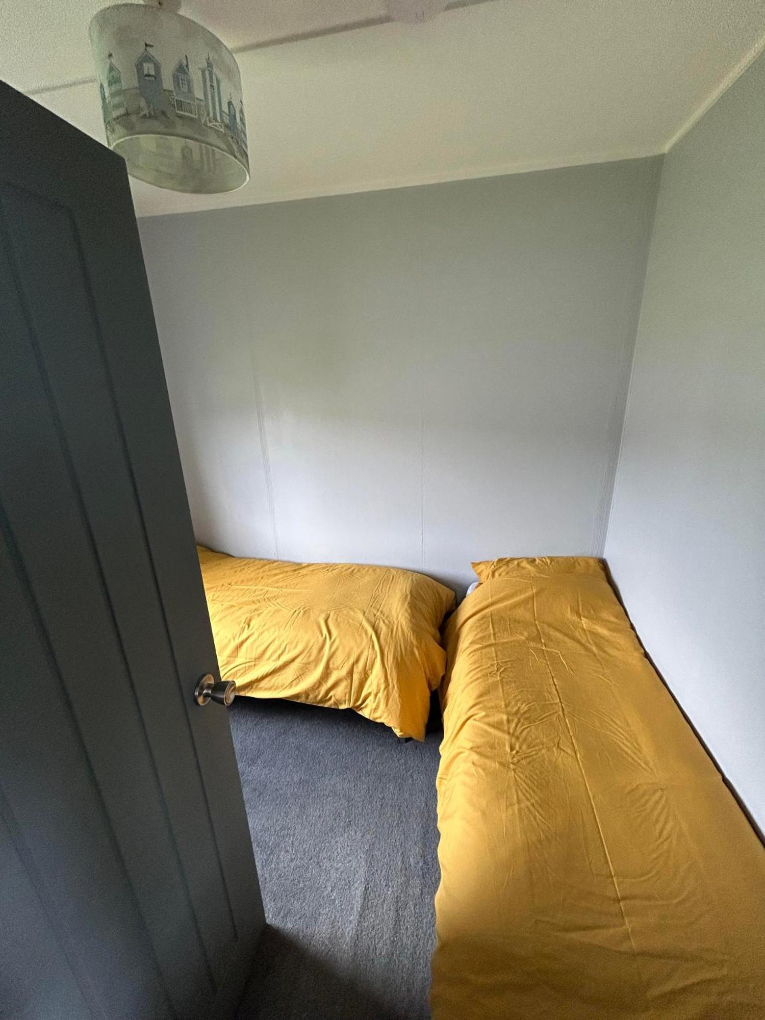 Cozy Seaside Chalet In Bridlington Ngoại thất bức ảnh
